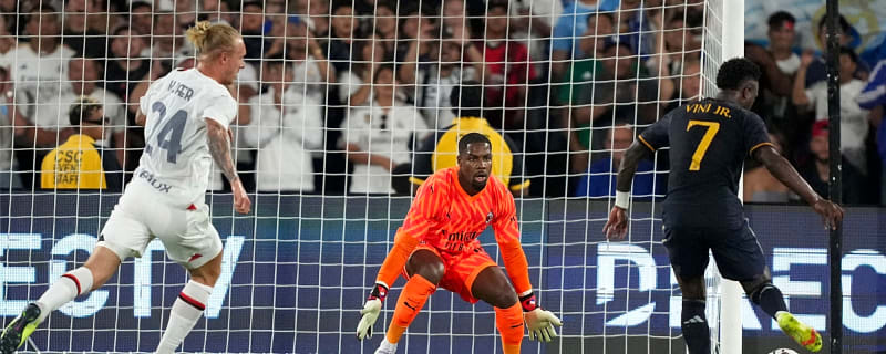 Report: Leeds star has held talks with Euro giants over January transfer