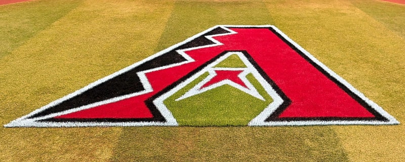 Diamondbacks Select Jesus Valdez