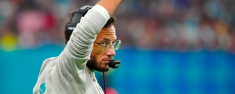 Reaction to Mike McDaniel NOT Kicking a FG with 1 Min Left In a Tie Game