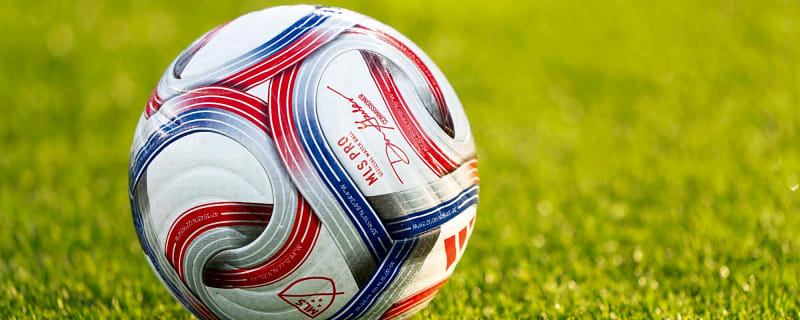 Borussia Dortmund contacts Arsenal to sign one of their finest teenagers