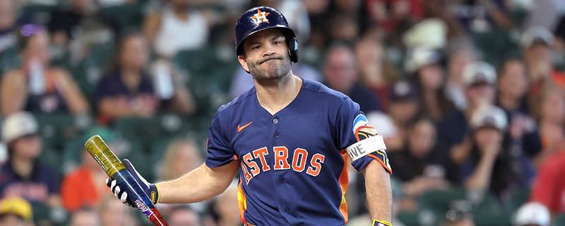 Jose Altuve makes Yankees fans pay after profane gesture