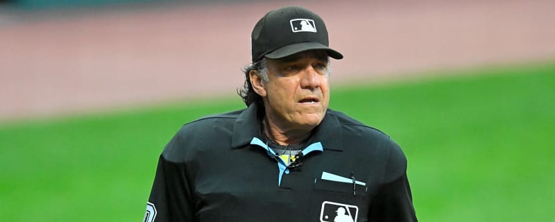 Veteran MLB umpire retires after having one of 'worst performances'