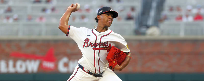 Braves embarrassed themselves with the handling of Didier Fuentes