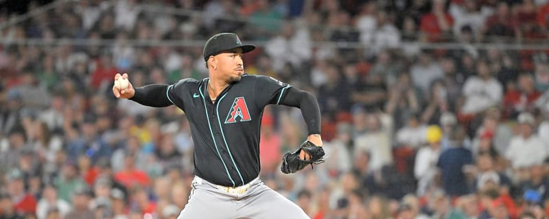 Justin Martinez delivers an immaculate inning for Diamondbacks vs. Rangers