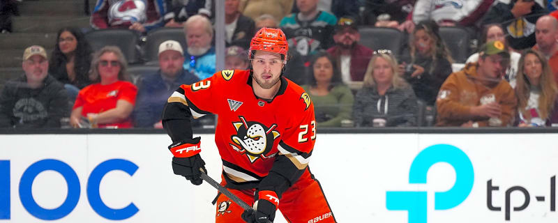 Top NHL Analyst Provides Update on Canucks Possible Offer Sheet for Two Star Players