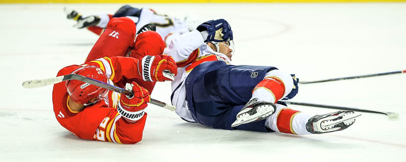Panthers’ Evan Rodrigues Out For Season With Broken Finger