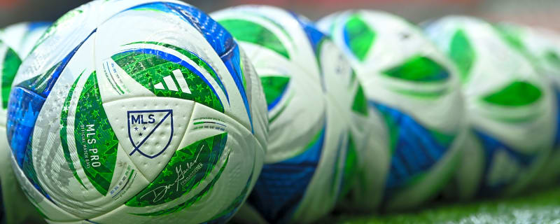 Nottingham Forest linked with surprise move for history-making Premier League winner – report