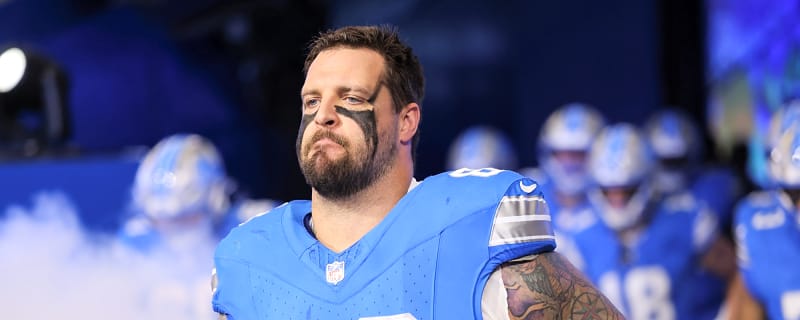 Lions LT Taylor Decker Returning In 2026