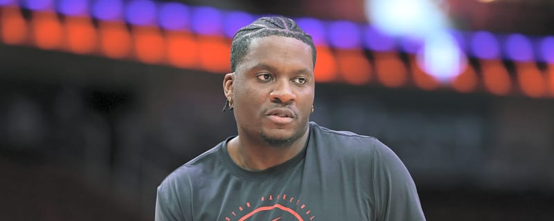 Clint Capela fires back at Deandre Ayton