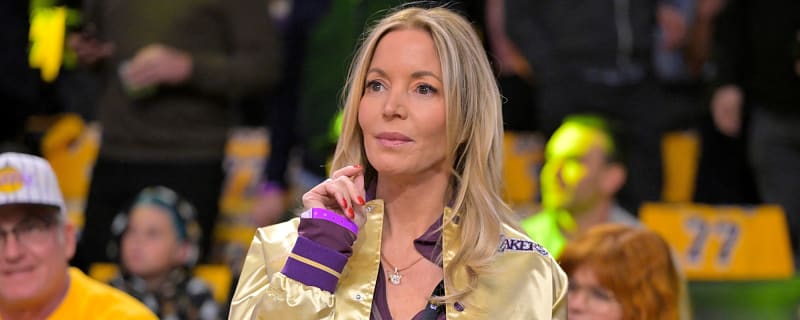 Buss family’s $2.2 billion Lakers dispute pits Jeanie against five siblings