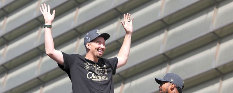  Blake Snell Enjoying ‘Really Fun Friendship’ With LAFC Star Son Heung-min