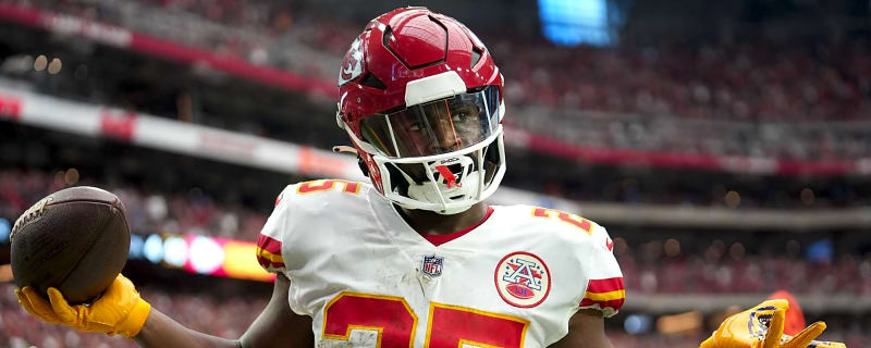 Chiefs Elevate RB Clyde Edwards-Helaire & G C.J. Hanson