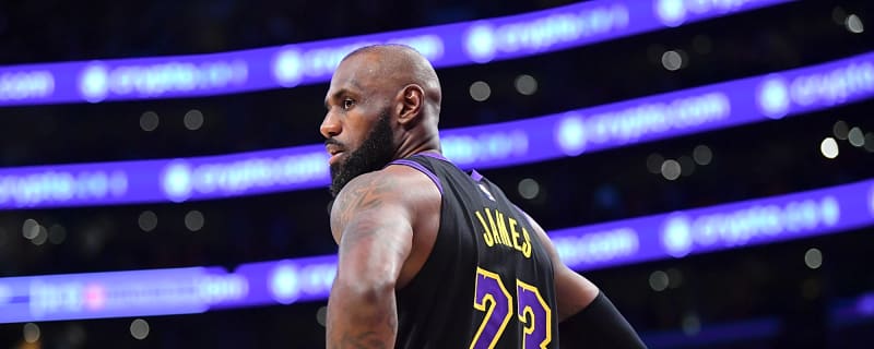 Austin Carr: LeBron James creates spacing, and that’s what Cavs need