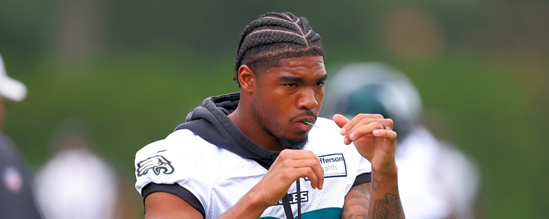 Should Eagles Bench LB Jihaad Campbell?