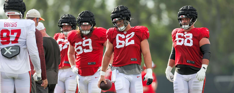 Bucs’ Surprise O-Line Shakeup Worked vs. Falcons