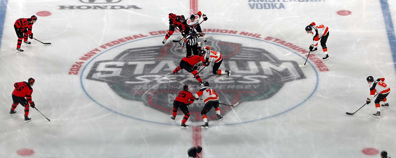 Lightning, Bruins reveal jerseys for 2026 Stadium Series