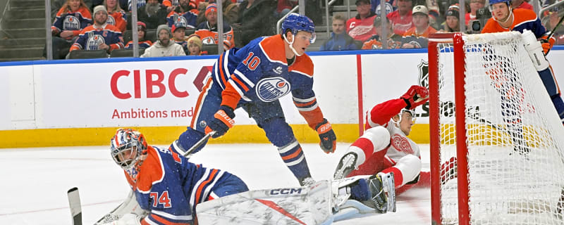 Oilers Pivot on Trent Frederic Decision, Make Sudden Lineup Change