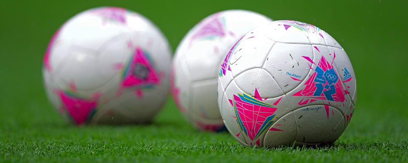 Serie A sides set sights on Manchester United midfield target