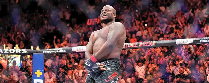 Derrick Lewis Dominates With 35 Second KO