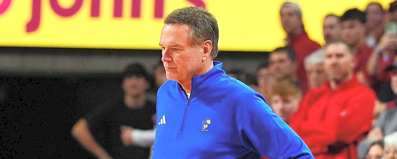 Video shows Darryn Peterson seemingly asking Bill Self to sub him out