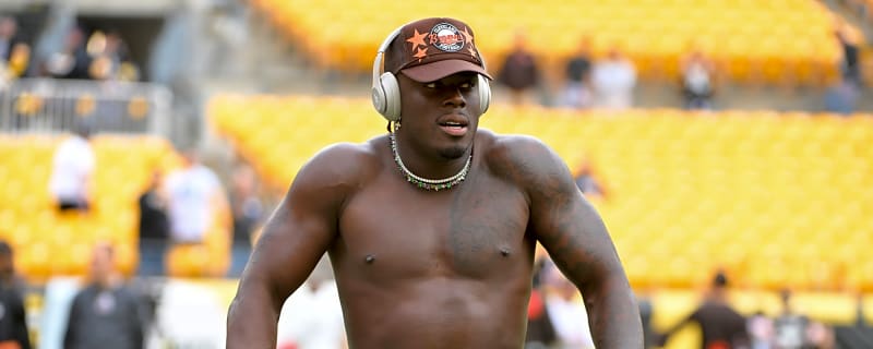 David Njoku’s Knee Injury Leaves Cleveland Browns In a Tight Spot Against Miami