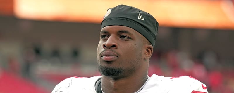 Dolphins Sign Defensive End Robert Beal Jr