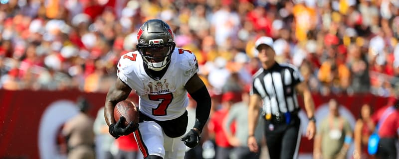 Buccaneers Paid for Kenneth Gainwell’s Receiving Skills, Then Gave Those Snaps to Bucky Irving