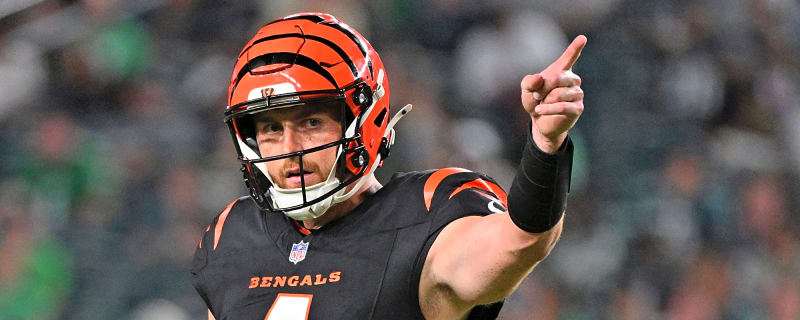 Bengals Officially Sign 11 To PS Including QB Sean Clifford