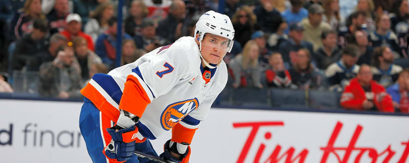 Islanders' Maxim Tsyplakov addresses situation, healthy scratches