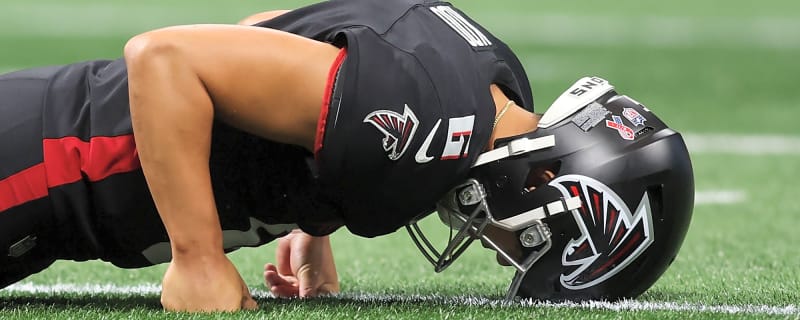 Falcons release third-leading scorer in team history, sign replacement
