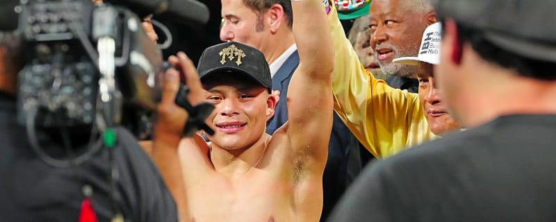 Isaac Cruz vs Lamont Roach Jr – Preview, betting odds and fight card for December 6