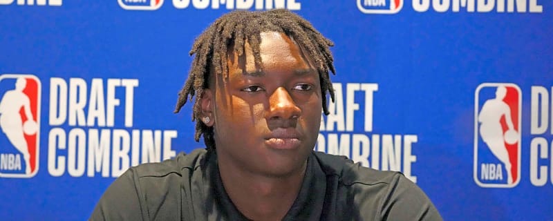 Lakers trade up to draft Klutch Sports client