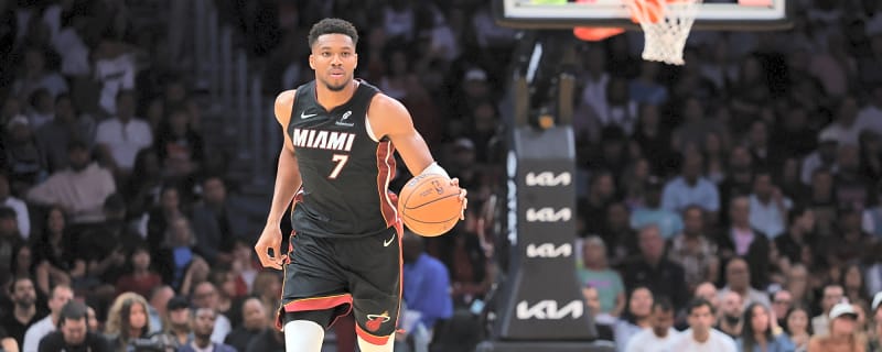 Dwyane Wade offers a warning to Giannis Antetokounmpo