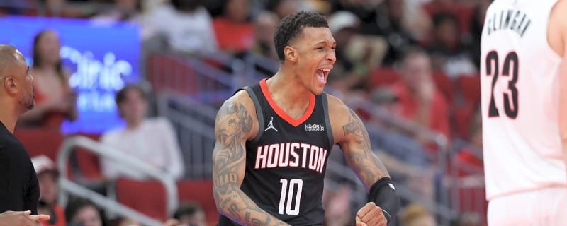 Jabari Smith Jr, Nae’Qwan Tomlin have an altercation during game