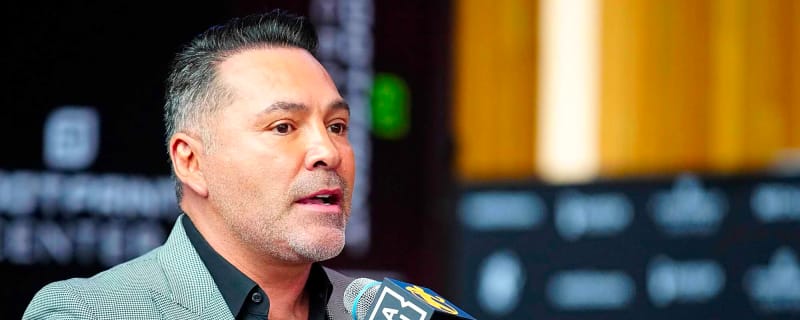 Oscar De La Hoya vs Pernell Whitaker: Reliving Controversial Clash