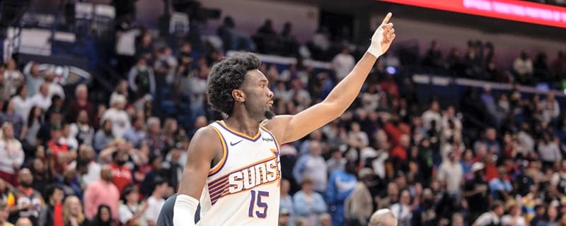 Bad News For Suns As Starting Center Goes Down Amid Tight Playoff Race