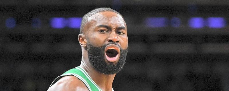 Jaylen Brown autograph seeker slammed by security, still achieves goal