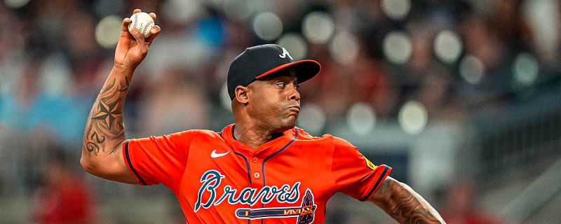 Cubs reportedly interested in pair of NL East pitchers