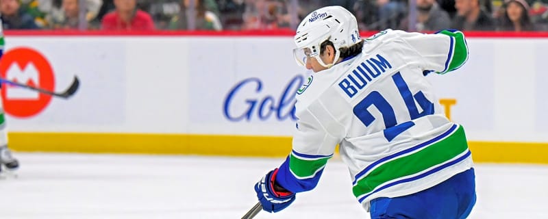 Canucks make a smart gamble with Zeev Buium extension