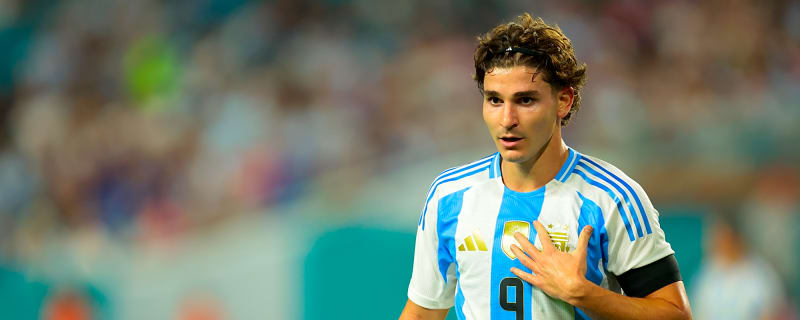 Paul Merson urges Arsenal to go after top attacker this summer