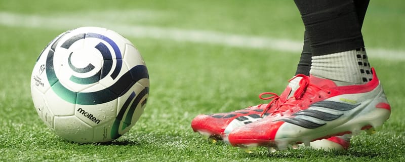 Arsenal make first move for 17-goal star but Tottenham remain firmly in the hunt