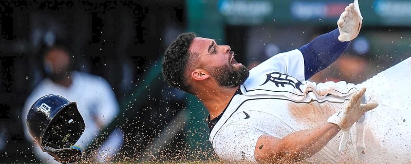 Watch: Tigers' Riley Greene scores on ridiculous slide into home plate