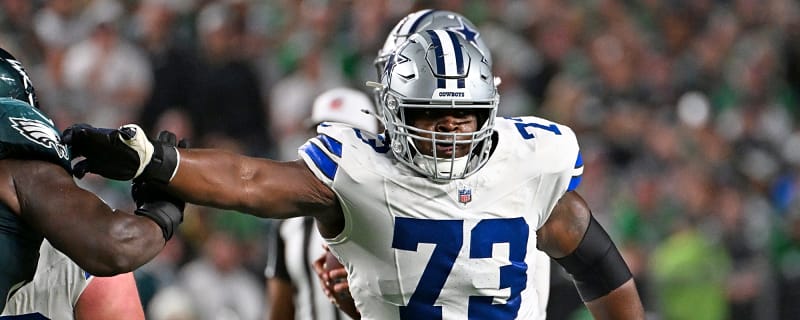 Tyler Smith to stay at left tackle for the remainder of 2025 season