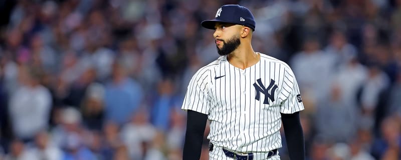 Dodgers have interest in reliever Devin Williams