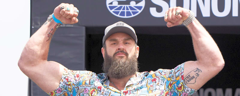 Braun Strowman Hospitalized: The Serious Knee Infection Sidelining the Former WWE Star