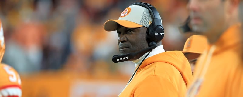 Buccaneers throwing away shot at NFC South title