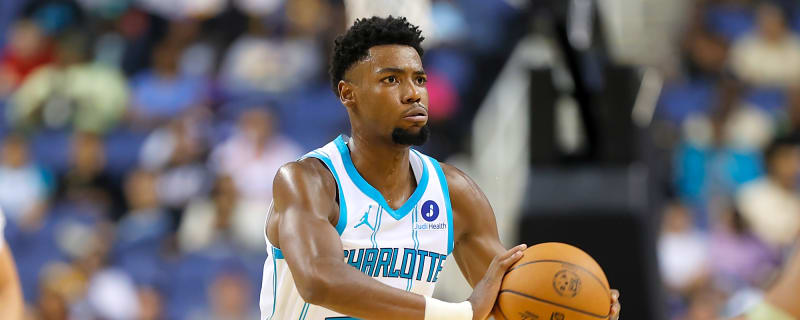 Hornets lose key starter in 11th straight loss to 76ers
