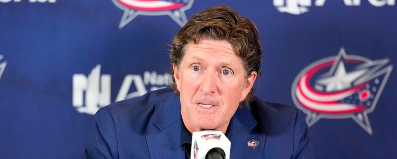 Mike Babcock Offers Simple Answer About Who’s Responsible for Oilers Goals Against