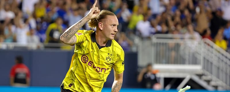 Recent Arsenal signing has already informed them he wants to leave, exit now increasingly likely