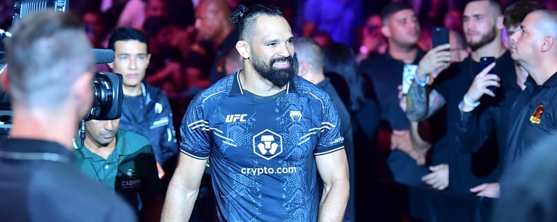 UFC Kansas City star lost one of the weirdest fights ever to original ‘Ultimate Fighter’